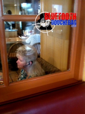 oliver_cocos_mullet_bluetooth-wm